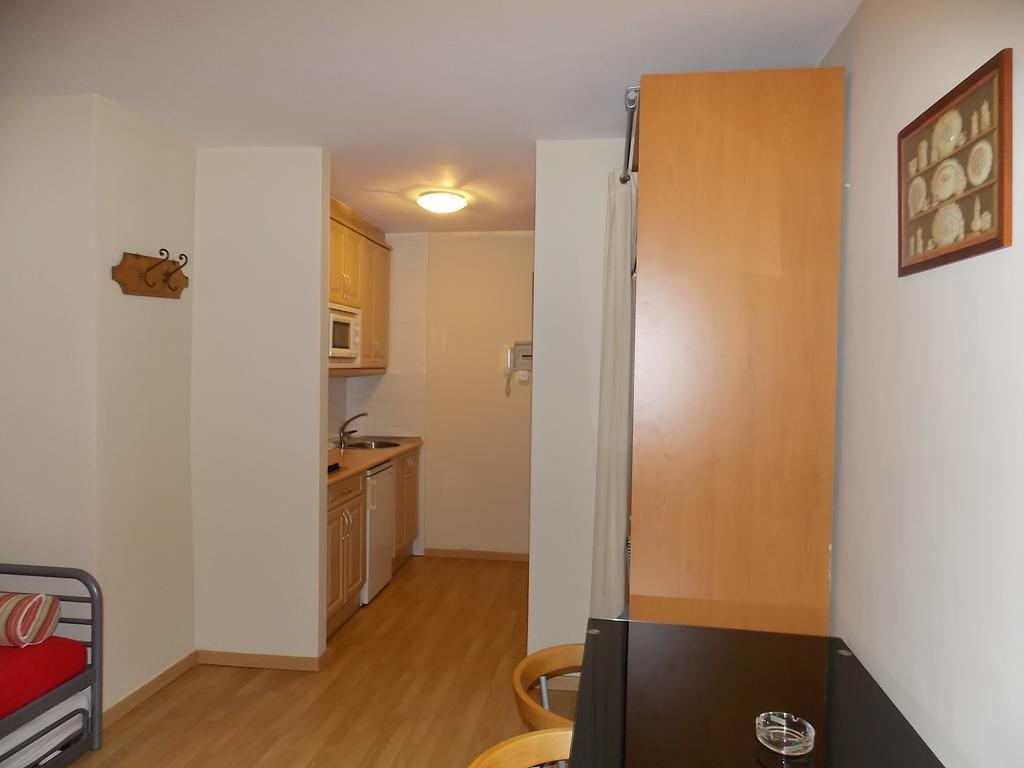 Apartamentos Fidalgo Sandiniés Szoba fotó