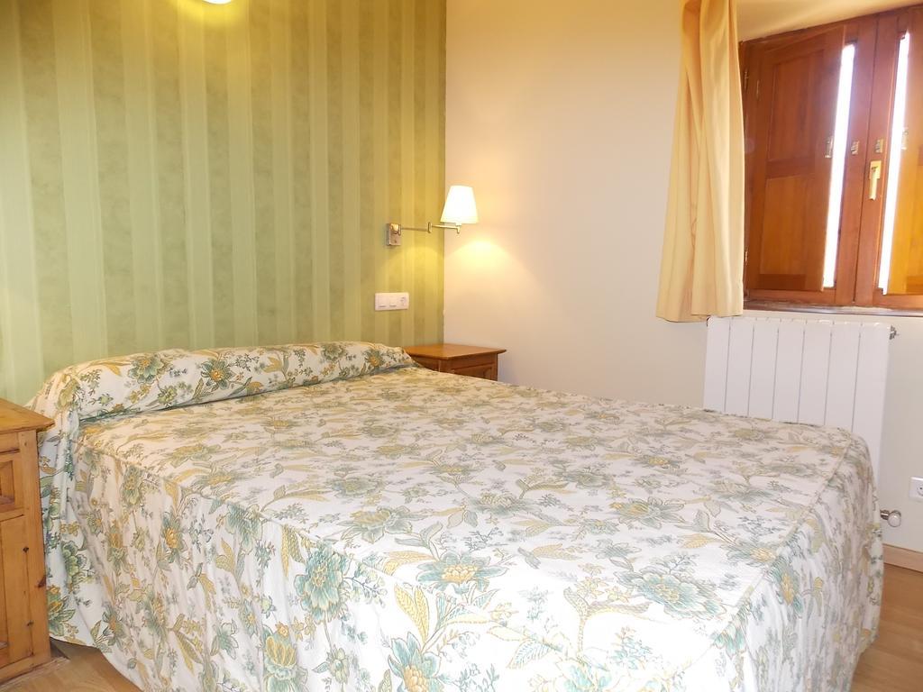 Apartamentos Fidalgo Sandiniés Szoba fotó